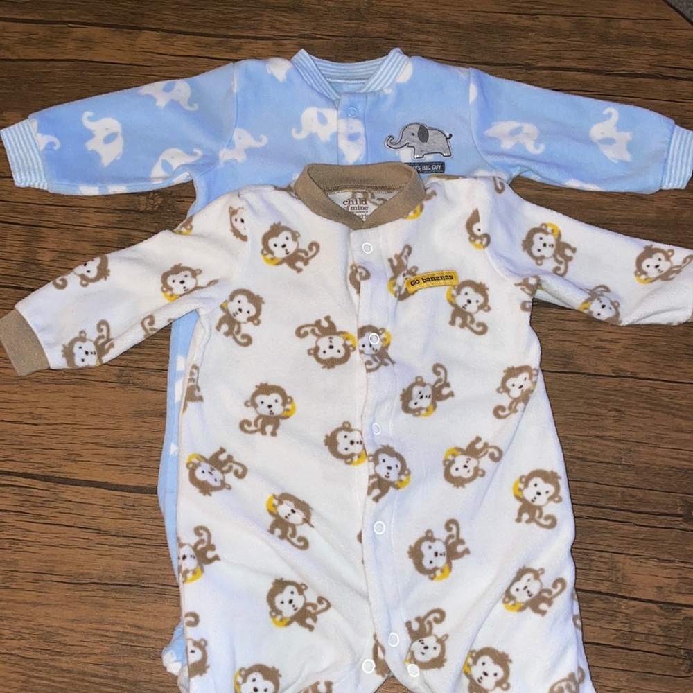 Fuzzy pajamas - Size 6 months
